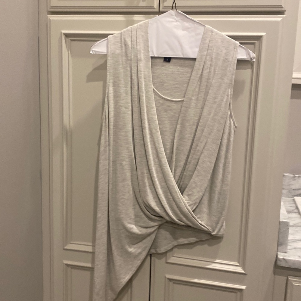 Classy sleeveless layered angled hem Fifteen Twenty Shirt